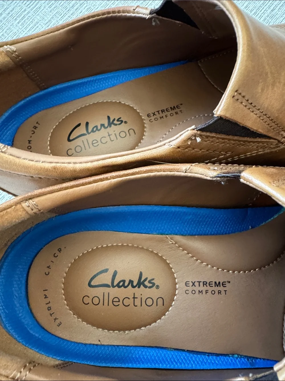 Clarks‎ Men's Slip-On Loafers in Tan Brown Leather